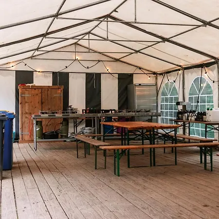 Campsite Les Pommiers *