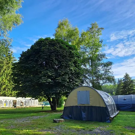Les Pommiers Camping