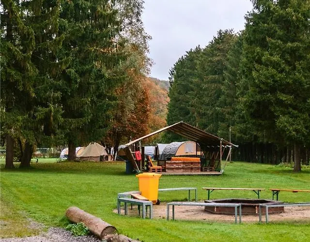 Les Pommiers Camping